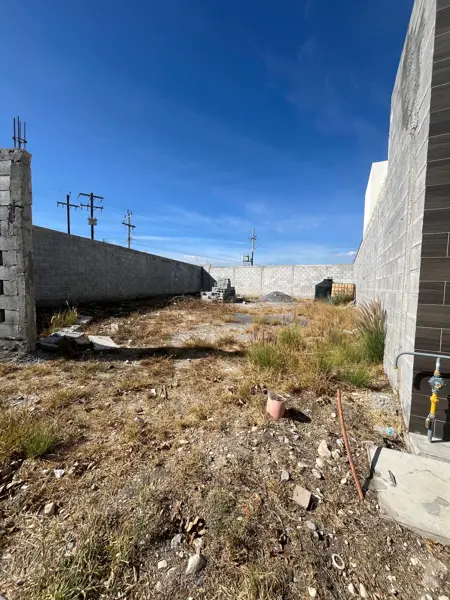 Terreno en venta en Rincón de los Encinos, Saltillo — foto 3 de 7