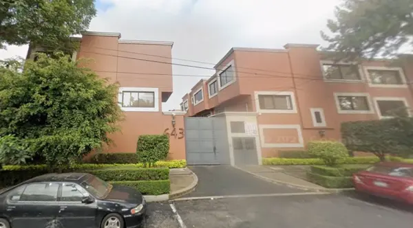 Casa en Venta en Del Vale Sur AM Casa en Venta en Del Vale Sur AM