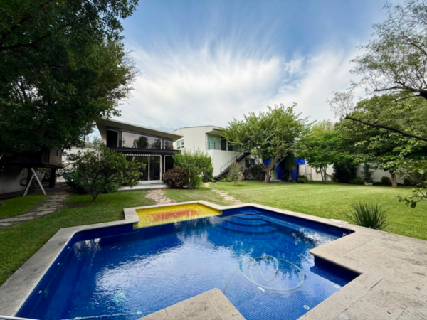 Casa en Venta en Zona de Los Callejones, San Pedro Garza García, Nuevo León 5