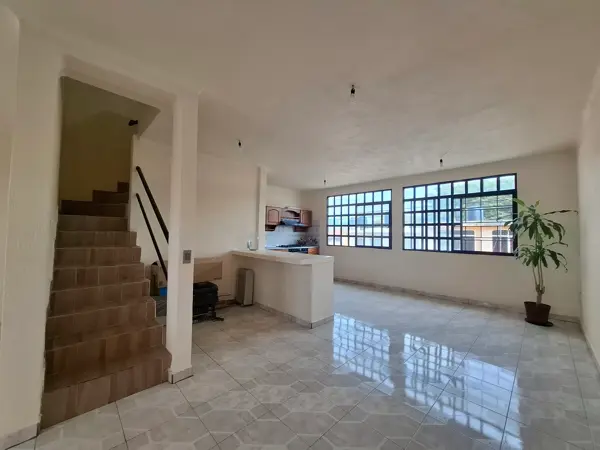 Casa en venta en CIVAC 1a Sección, Jiutepec — foto 3 de 28