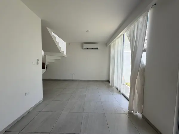 Casa en renta en Lomas de la Rioja, Alvarado — foto 2 de 16