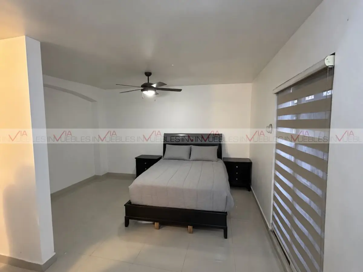 Casa en renta en Cerradas de Cumbres, Monterrey — foto 1 de 27