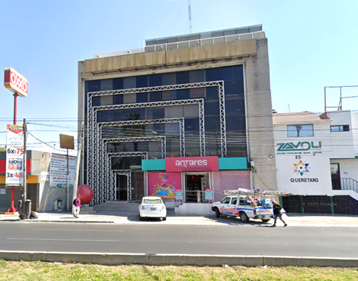 Edificio en renta en Las Campanas, Querétaro — foto 1 de 20