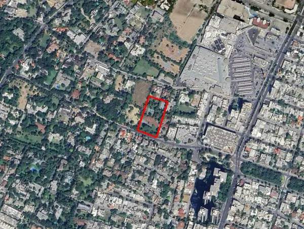 Terreno en Venta en Zona de Los Callejones, San Pedro Garza García, Nuevo León 1