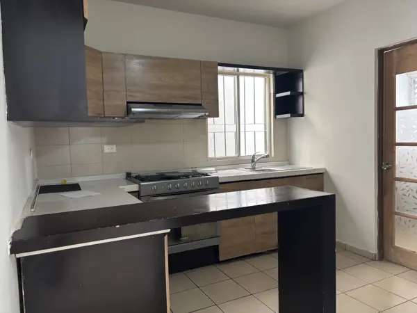 Casa en renta en Quinta Manantiales, Ramos Arizpe — foto 3 de 19