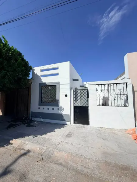 Casa en venta en Sierra Real, García — foto 2 de 5