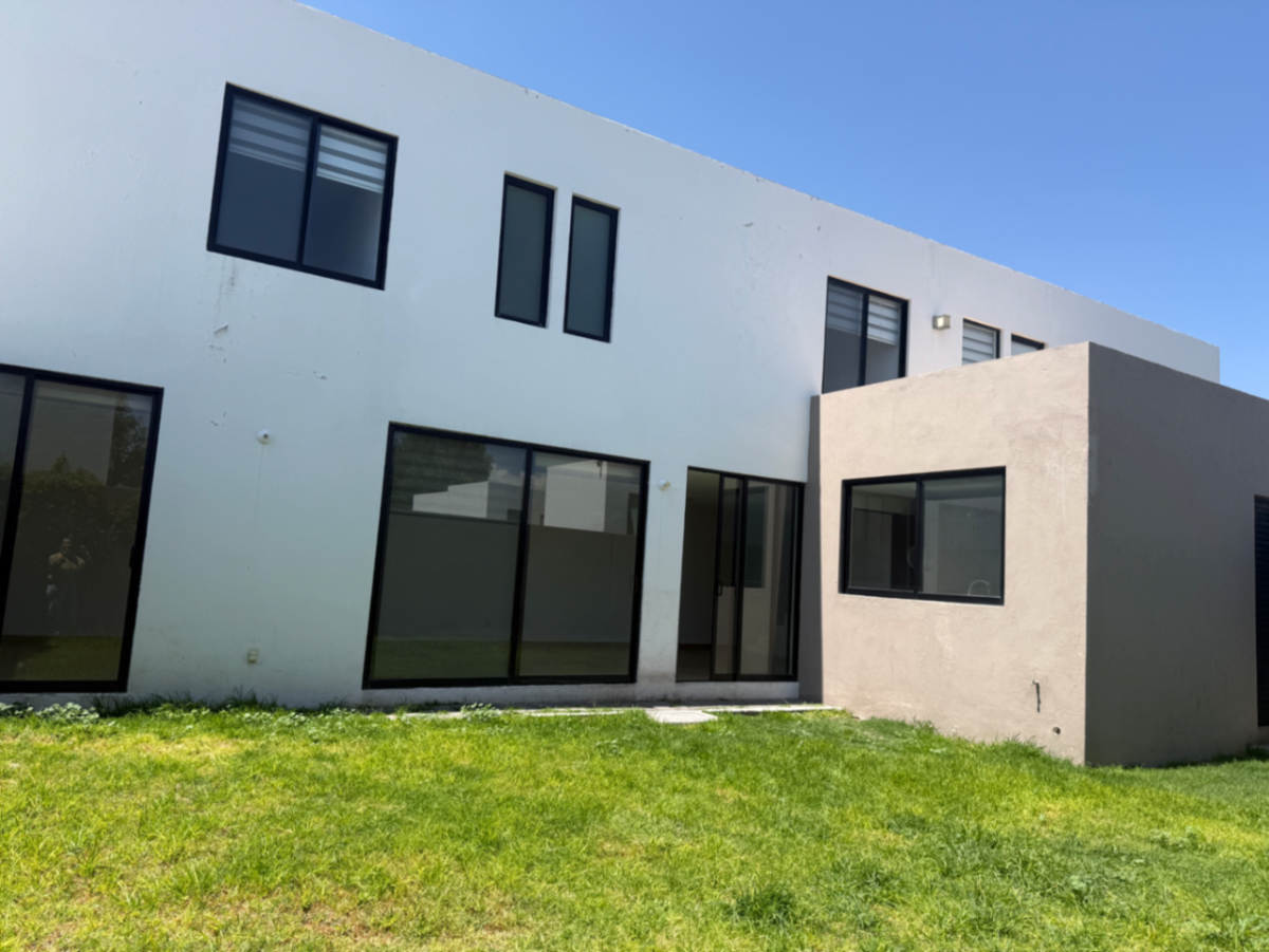 Casa en renta en Zibatá, El Marqués — foto 1 de 26