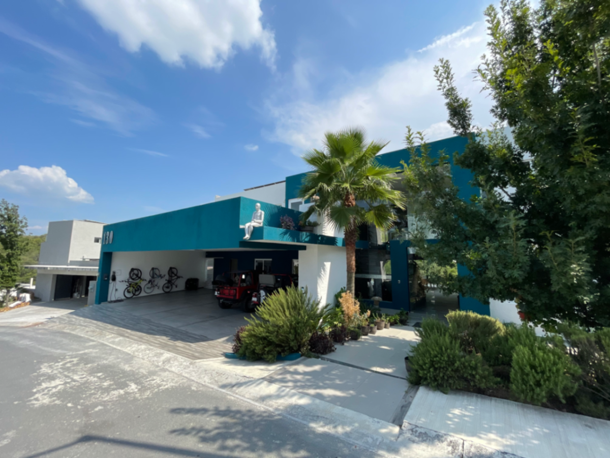 Casa en venta en Sierra Alta, Monterrey — foto 1 de 27