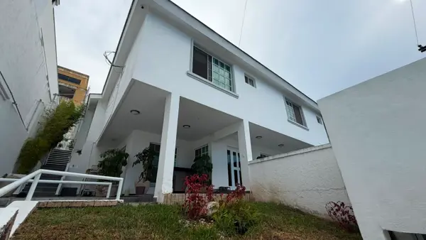 Casa en Venta en Colonial La Sierra, San Pedro Garza García, Nuevo León 4