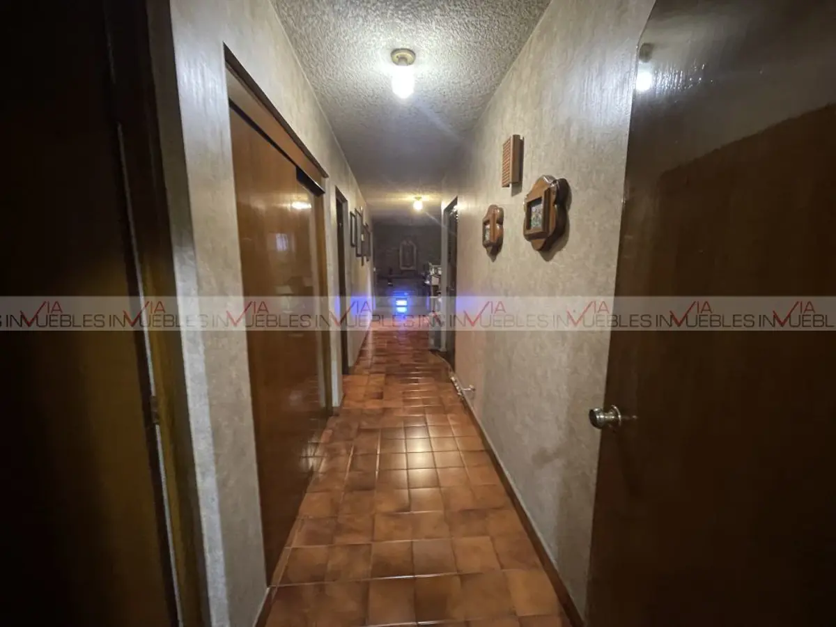 Casa en venta en Hacienda El Rosario, San Pedro Garza García — foto 1 de 18