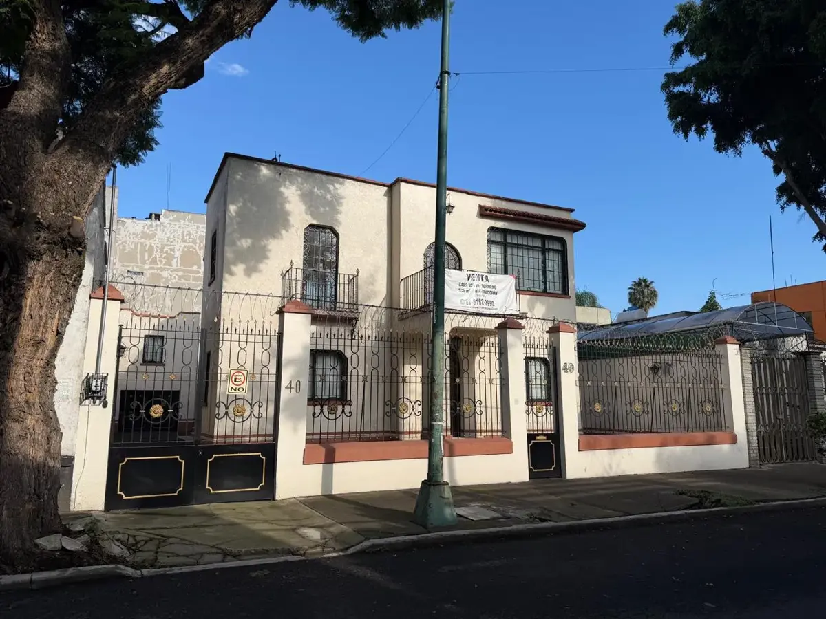 Casa en venta en Claveria, Azcapotzalco — foto 1 de 40