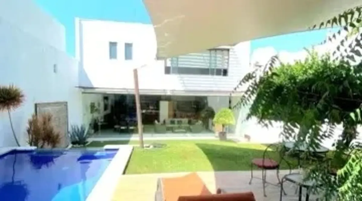 Casa en venta en Burgos, Temixco — foto 1 de 10