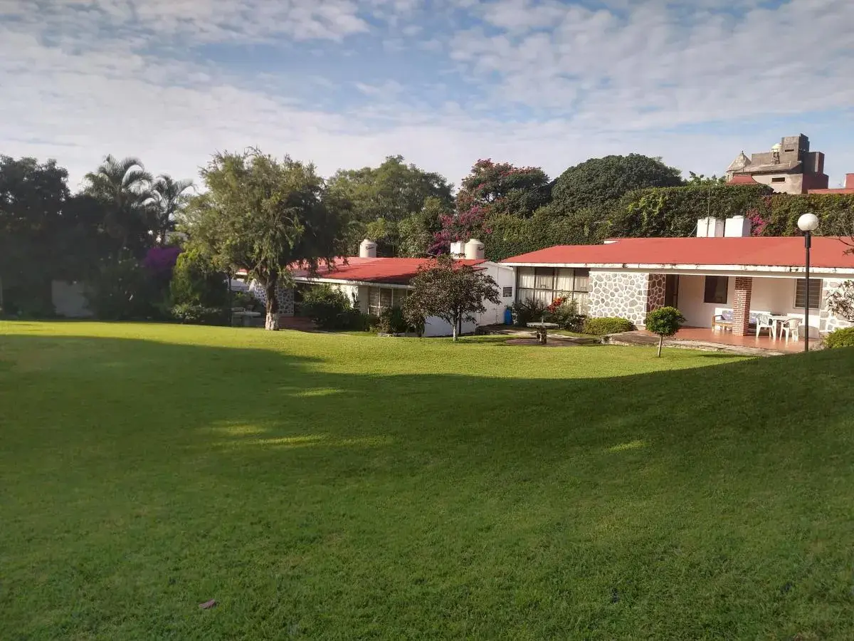 Casa en venta en Jardines de Cuernavaca, Cuernavaca — foto 1 de 13