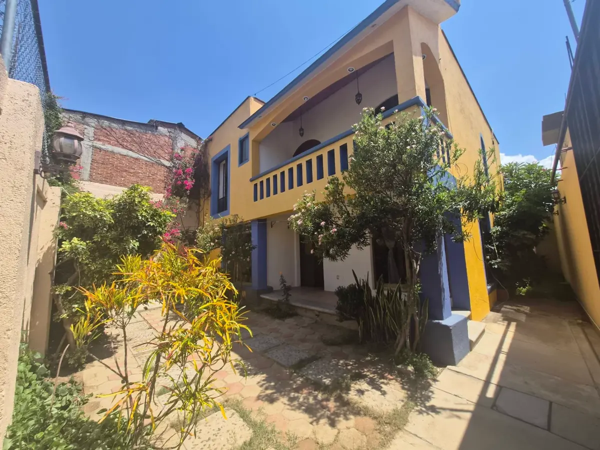 Casa en venta en Buenos Aires 4a Sección, San Antonio de la Cal — foto 1 de 17