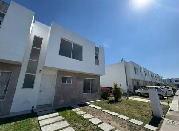 Casa en venta en Paseos del Bosque, Corregidora — foto 2 de 24