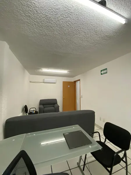 Oficina en renta en Arcos Vallarta, Guadalajara — foto 2 de 5