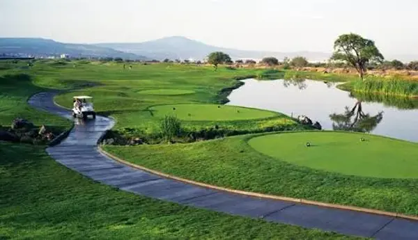 Terreno en venta en Balvanera Polo y Country Club, Corregidora, Querétaro Terreno en venta en Balvanera Polo y Country Club, Corregidora, Querétaro