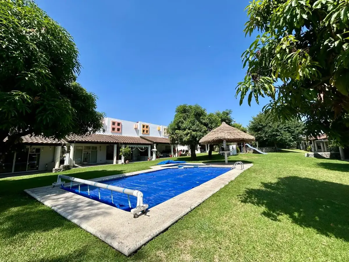 Casa en venta en Oaxtepec Centro, Yautepec — foto 1 de 15