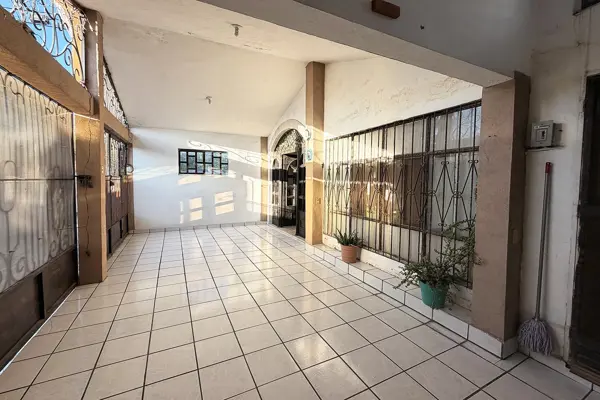 Casa en venta en Issste, Saltillo — foto 3 de 16