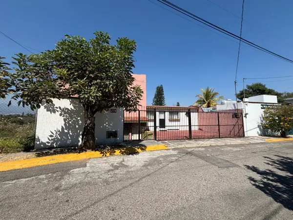Casa en venta en Burgos, Temixco — foto 2 de 32