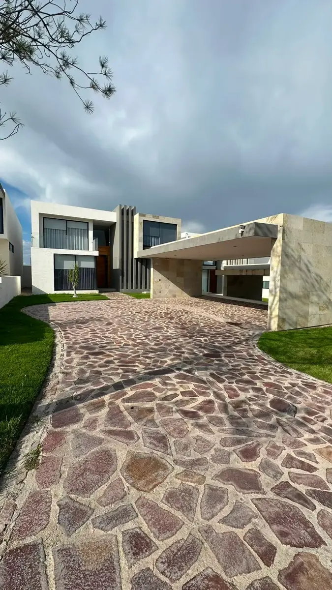 Casa en venta en Country Club Gran Jardín, León — foto 1 de 8