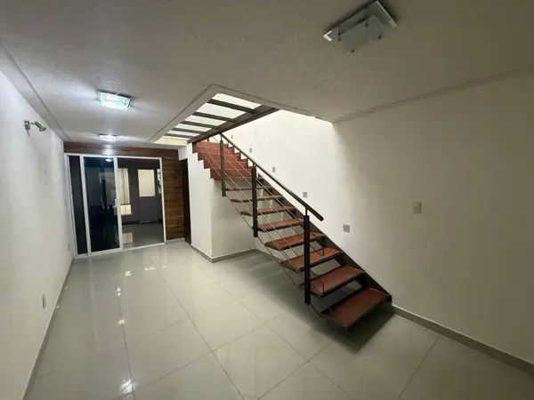 Casa en renta en San Lorenzo Tepaltitlán Centro, Toluca — foto 3 de 15