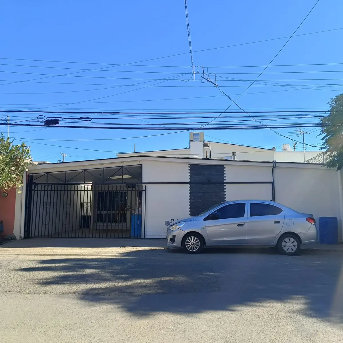 Casa en renta en Los Parques, Juárez — foto 1 de 22