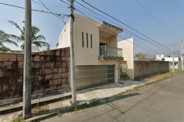 Casa en venta en Graciano Sánchez Romo, Boca del Río — foto 2 de 3
