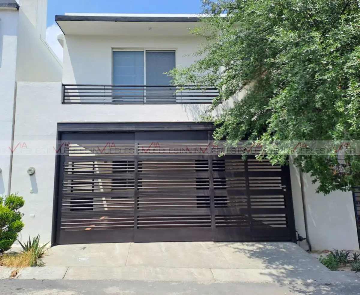 Casa en renta en Cumbres San Patricio, García — foto 1 de 13
