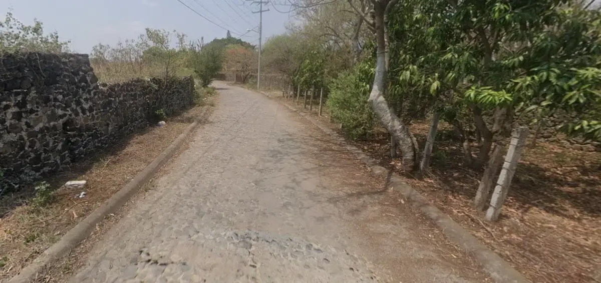 Terreno en venta en Tepoztlan Centro, Tepoztlán — foto 1 de 3