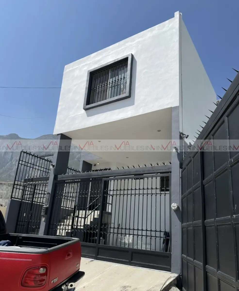 Casa en renta en Residencial de la Sierra, Santa Catarina — foto 1 de 20
