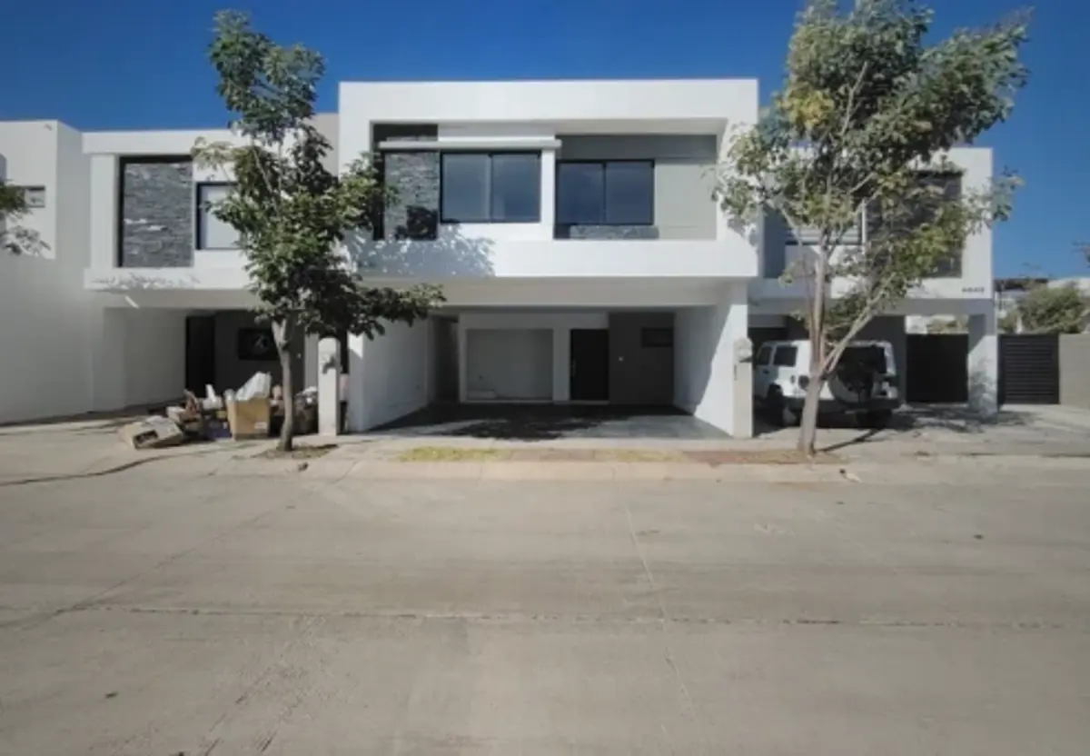 Casa en venta en Espacios Barcelona, Culiacán — foto 1 de 12