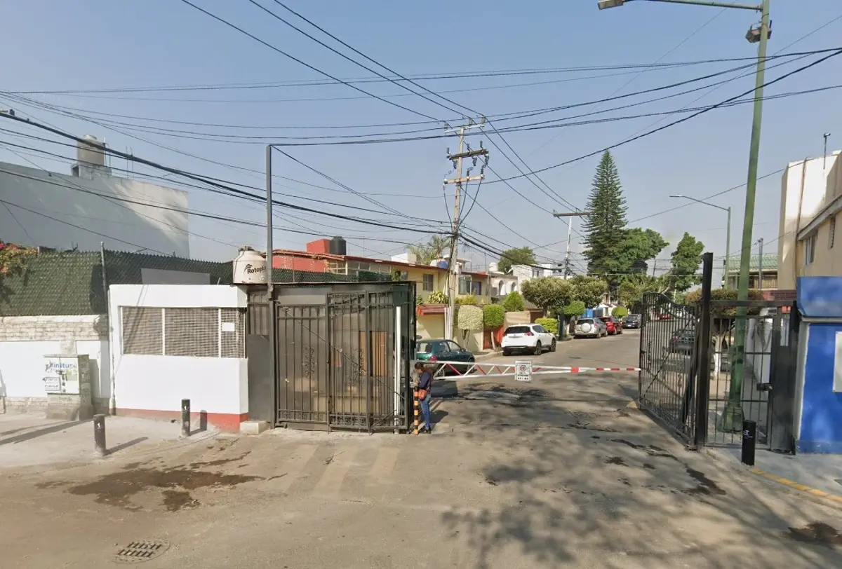 Casa en venta en Residencial Acoxpa, Tlalpan — foto 1 de 7