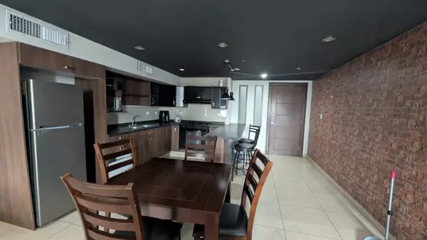 Se renta Loft de lujo en paseo del tec, a 3 cuadras del tec de Monterrey