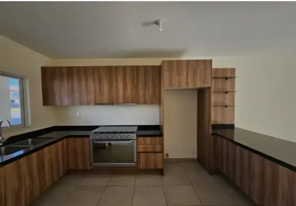 Casa en venta en Residencial Alta California, Tlajomulco de Zúñiga — foto 3 de 10
