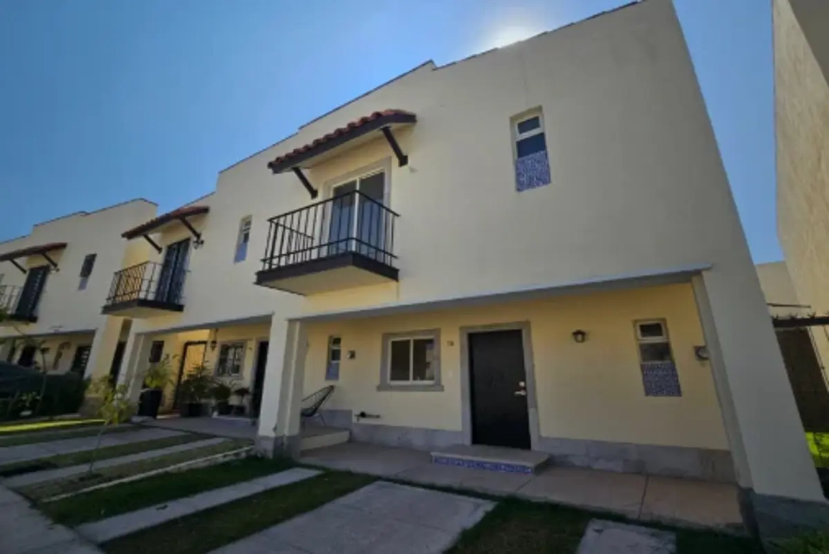 Casa en venta en Residencial Alta California, Tlajomulco de Zúñiga — foto 1 de 10