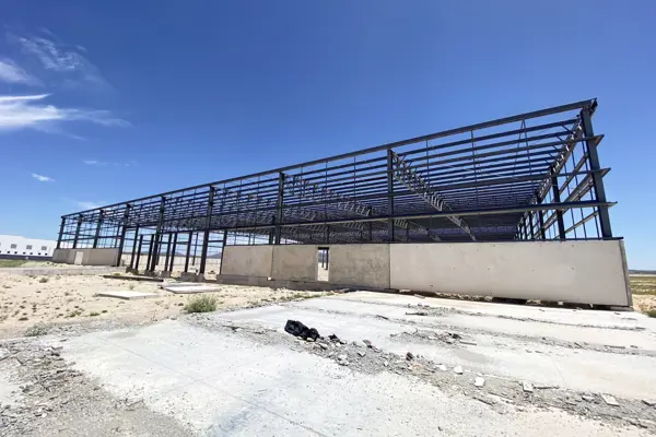 RENTA de Bodega Industrial Nueva en Derramadero