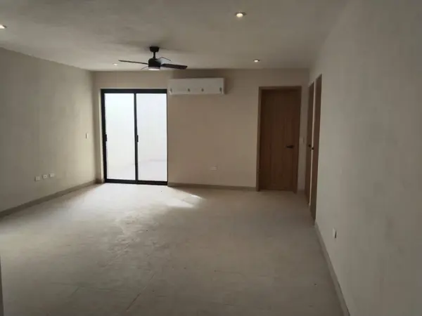 Departamento en Renta en San Isidro, Torreón – Planta Alta con 2 Recámaras y Aire Acondicionado