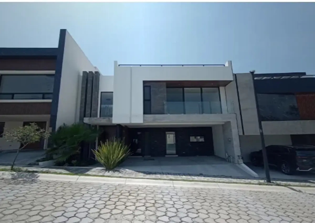 Casa en venta en Santa Clara Ocoyucan, Ocoyucan — foto 1 de 14