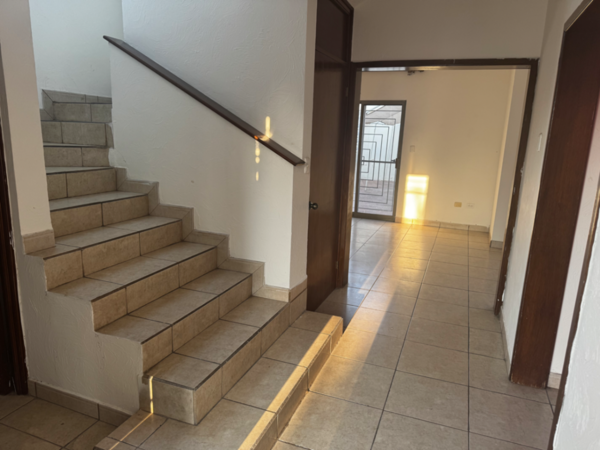 Casa en renta en Rincón de Sayavedra, Saltillo — foto 3 de 14