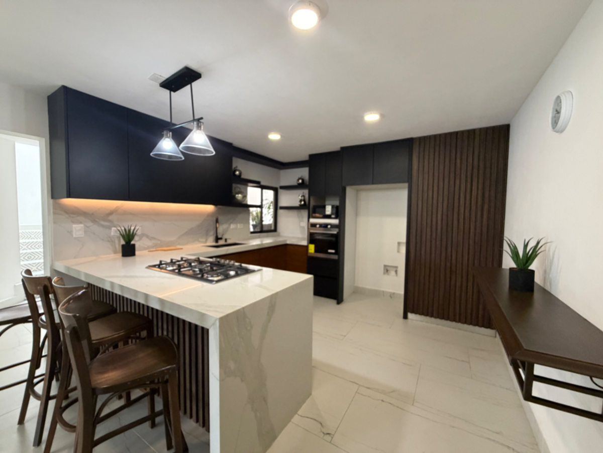 Casa en renta en Olimpico, San Pedro Garza García — foto 1 de 18
