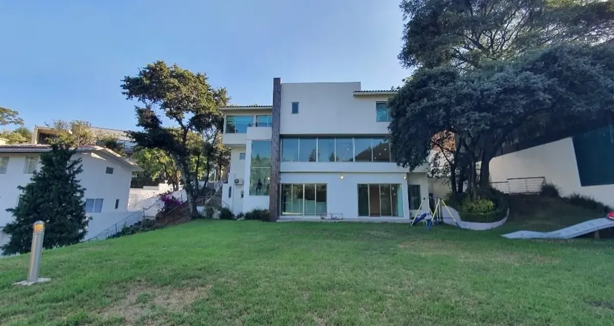 Casa en renta en Hacienda de Valle Escondido, Atizapán de Zaragoza — foto 1 de 48