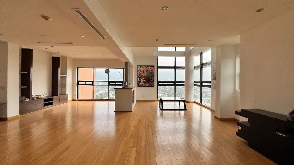 Departamento en renta en Residencial Santa Bárbara, San Pedro Garza García — foto 1 de 10