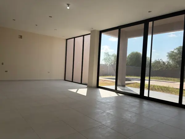 Casa en venta en Congregación Calles, Montemorelos — foto 2 de 41