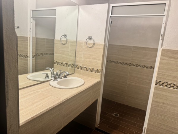 Casa en venta en Parques de la Cañada, Saltillo — foto 3 de 24
