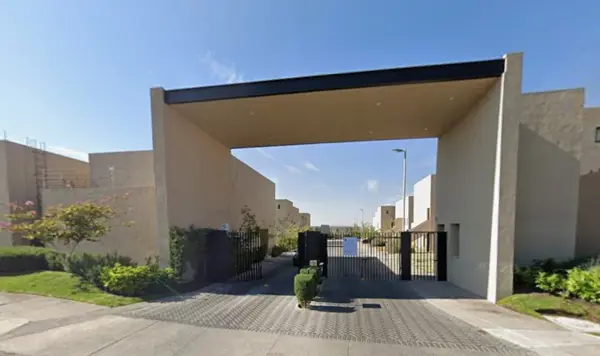 Casa en venta en General Lázaro Cárdenas (El Colorado), El Marqués — foto 2 de 24