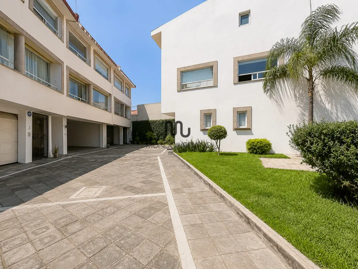 Casa en renta en Lomas de Tecamachalco, Naucalpan de Juárez — foto 1 de 23