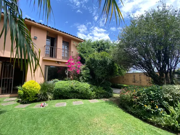 Casa en venta en Lomas de Cortes, Cuernavaca — foto 2 de 26
