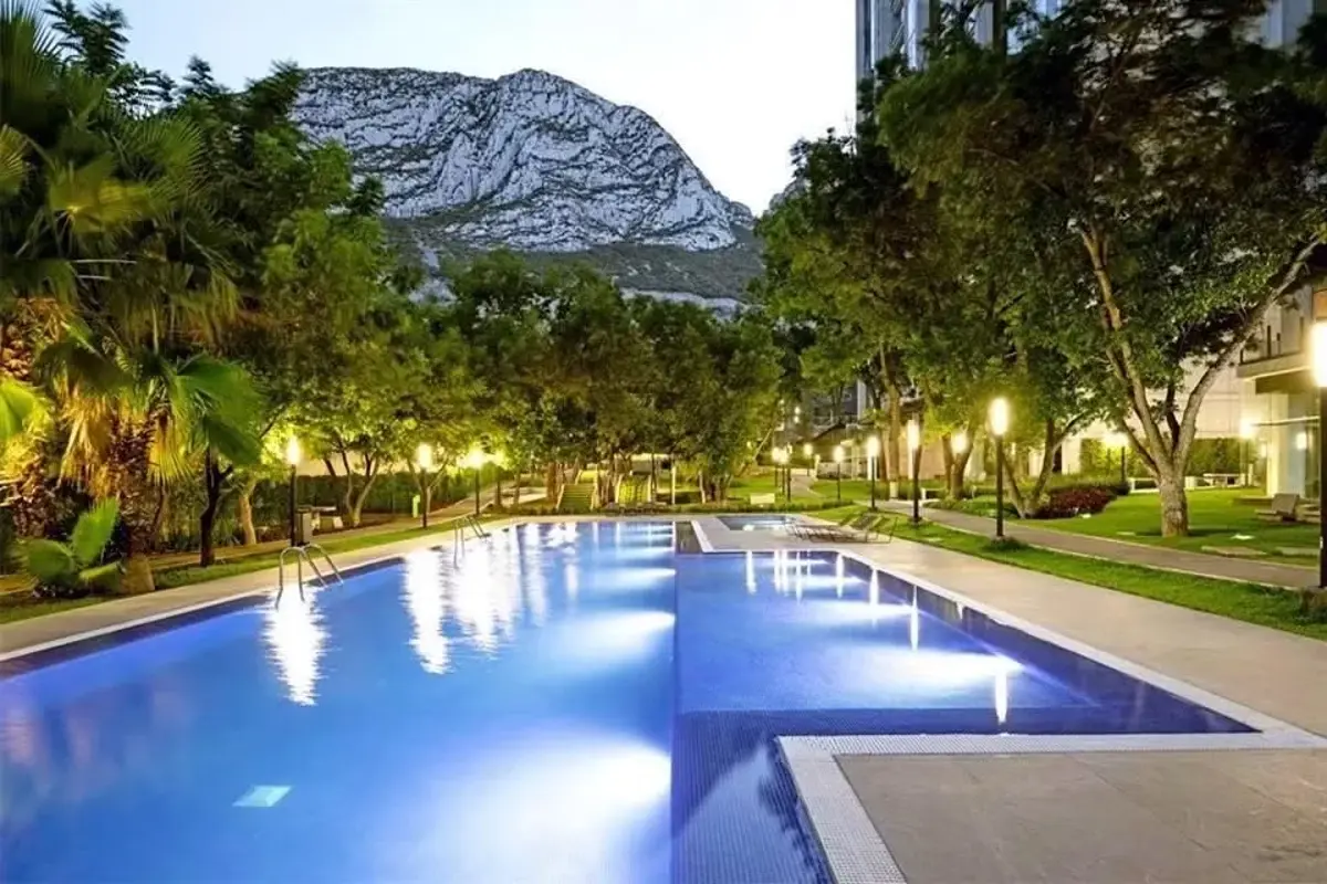 Departamento en Venta en Privadas la Huasteca, Santa Catarina, Nuevo León
