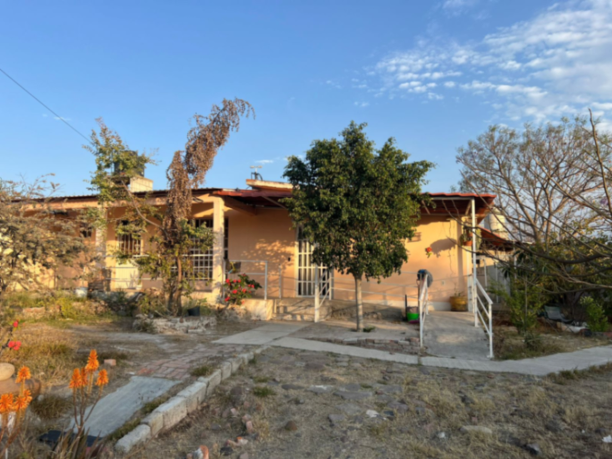 Casa en renta en Granjas Banthí Sección Solares, San Juan del Río — foto 1 de 15